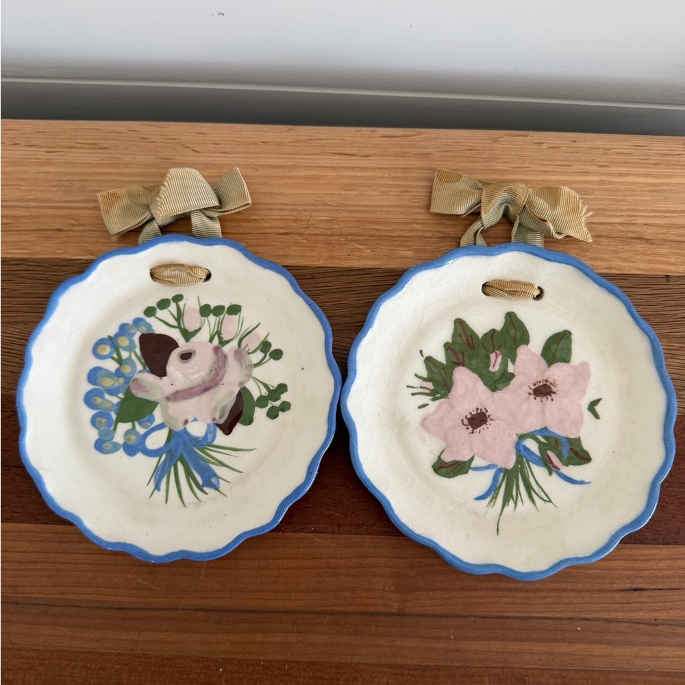 California Pottery Wall Plates Floral Scalloped Set of 2 vintage